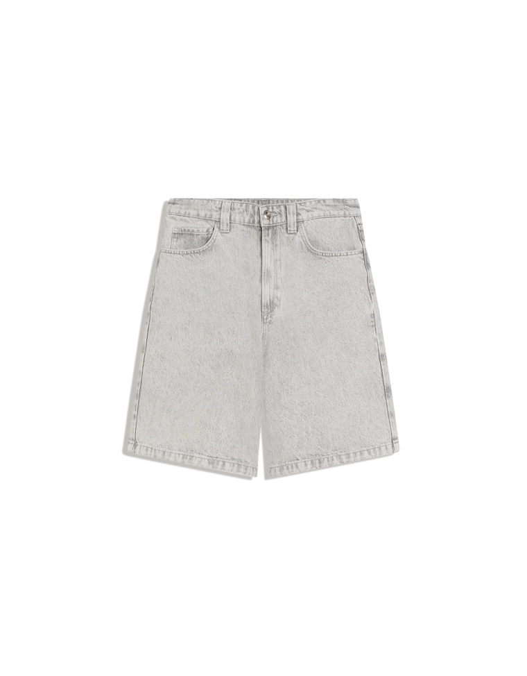 Джинсовые шорты свободного кроя