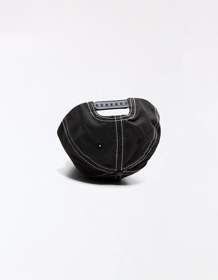 Кепка с вышивкой