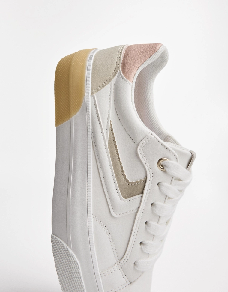 Комбинированные кроссовки