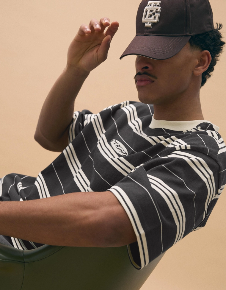 Футболка геометрического кроя с короткими рукавами и принтом