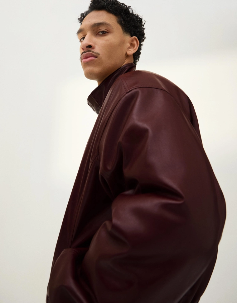 Куртка из искусственной кожи