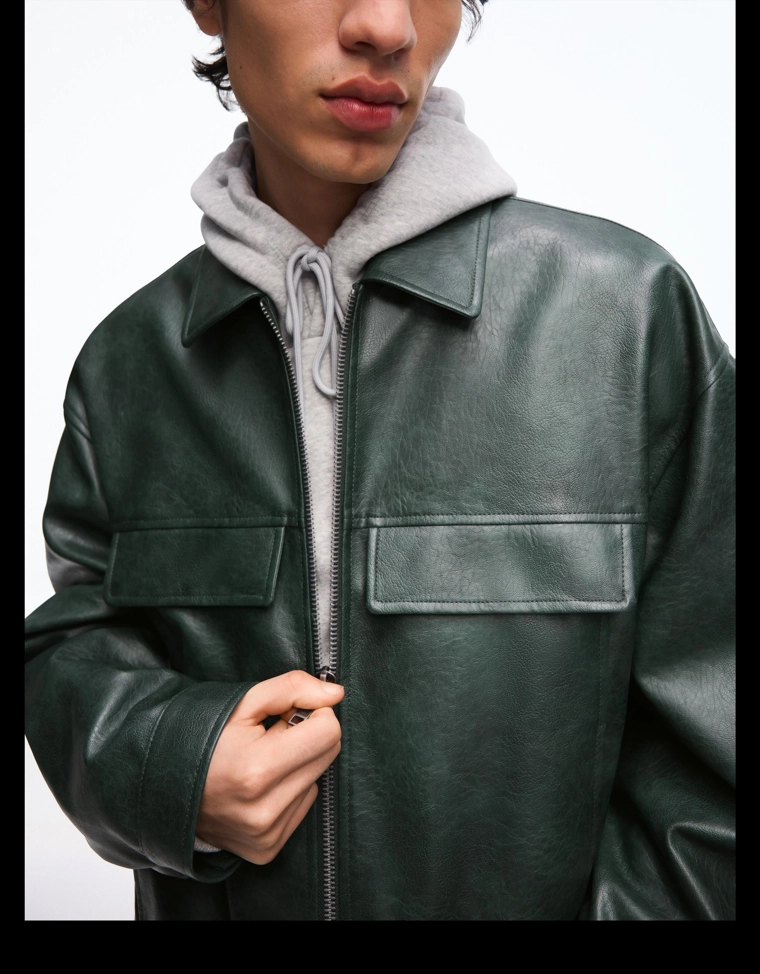 Куртка геометрического кроя из искусственной кожи