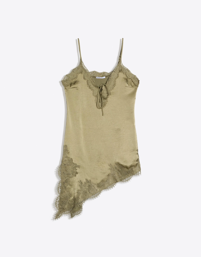 Мини‑платье асимметричного кроя из сатина