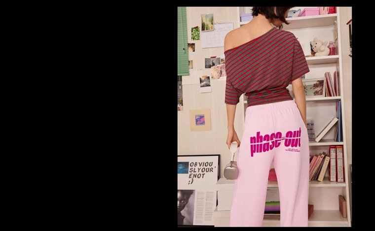 Брюки из мягкой ткани свободного кроя с принтом