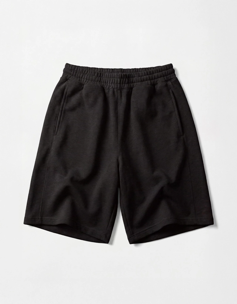 Шорты оверсайз из плотной синтетической ткани