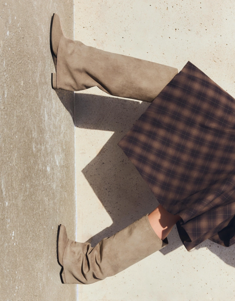 Heeled trousers boots