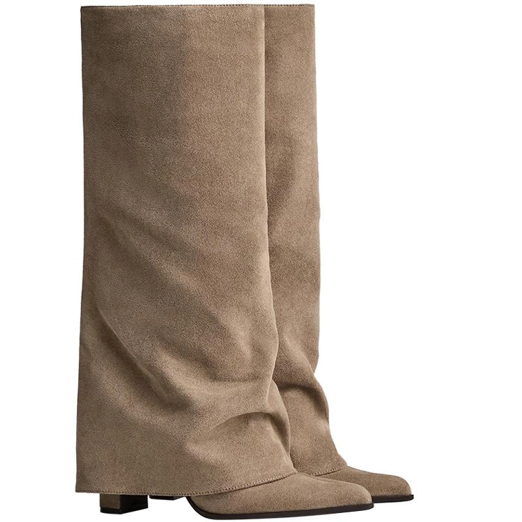 Heeled trousers boots