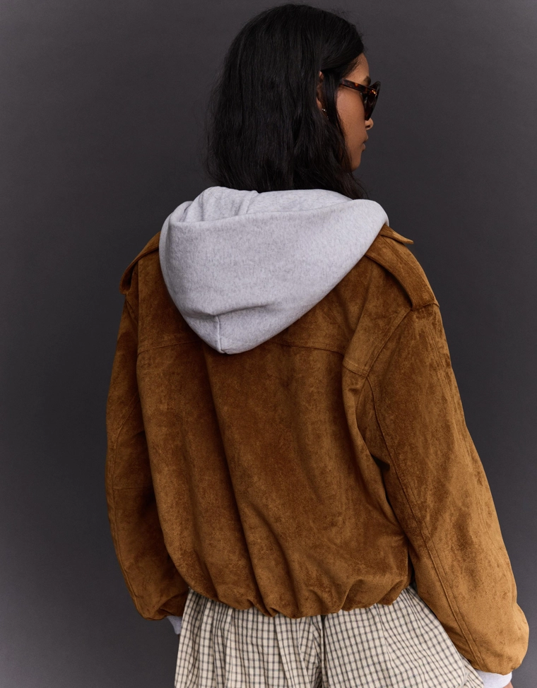 Куртка из искусственной замши с рукавами-фонариками