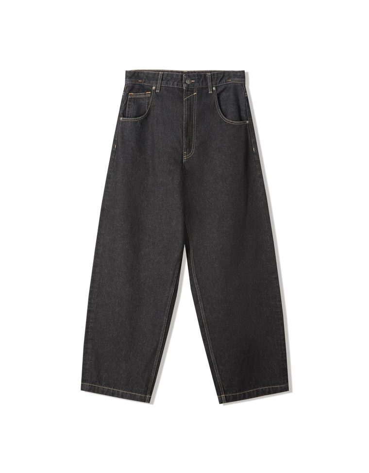 Джинсы очень свободного кроя