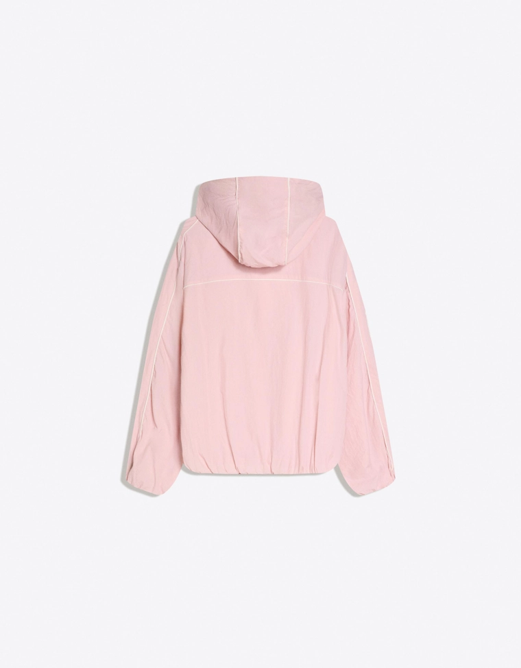 Техническая куртка с капюшоном bershka