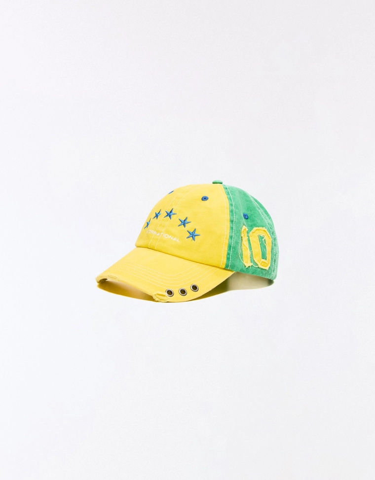 Кепка с вышивкой Brasil