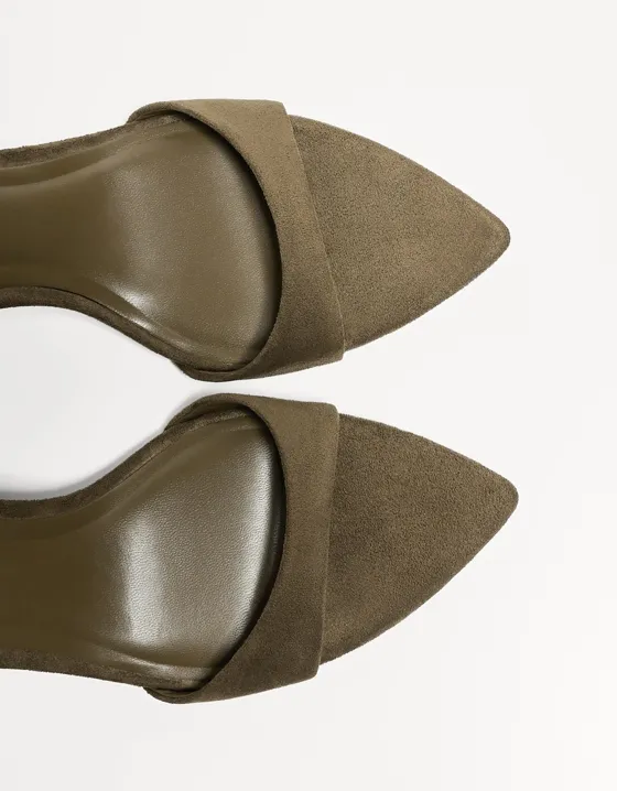 Босоножки на каблуке с ремешком на щиколотке