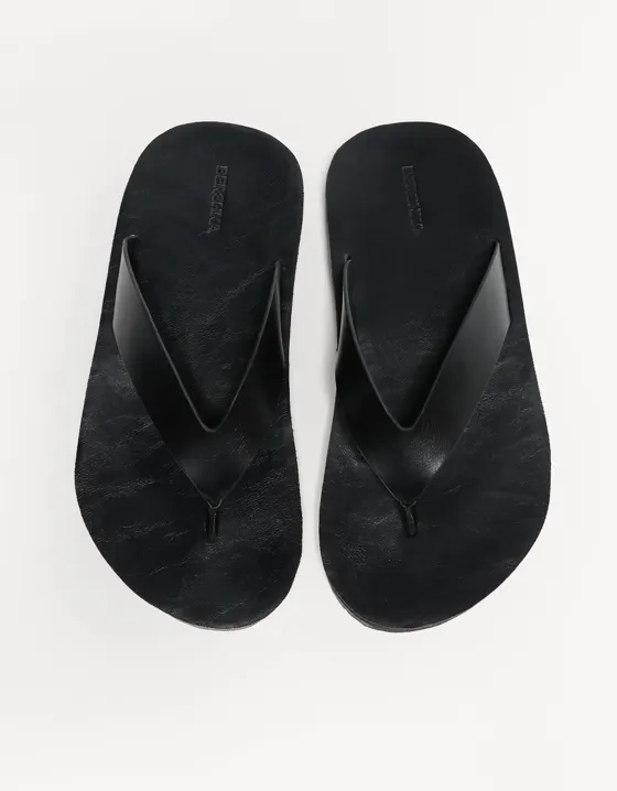 Сандалии с ремешками