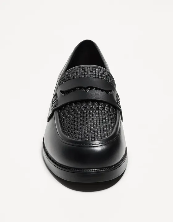 Плетеные лоферы