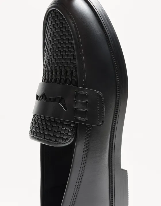 Плетеные лоферы