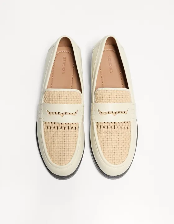 Плетеные лоферы