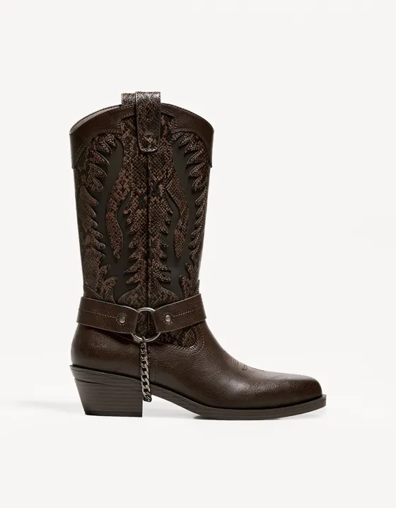 Сапоги в ковбойском стиле с анималистическим тиснением