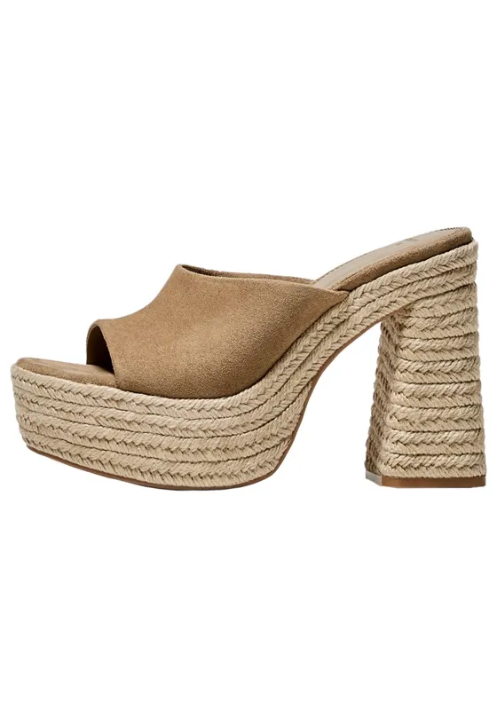Босоножки на каблуке и платформе из джута
