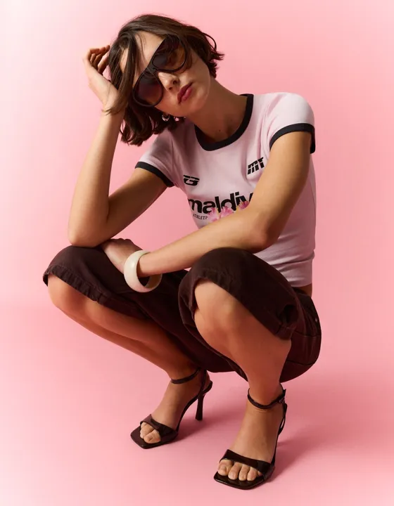 Босоножки на каблуке с ремешком на щиколотке