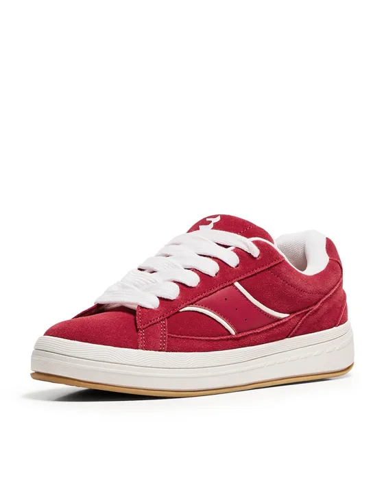 Кожаные кроссовки в скейтерском стиле