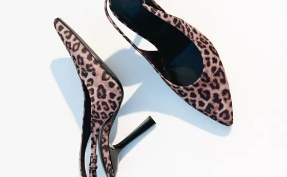 Туфли без задников на тонком каблуке с анималистическим принтом