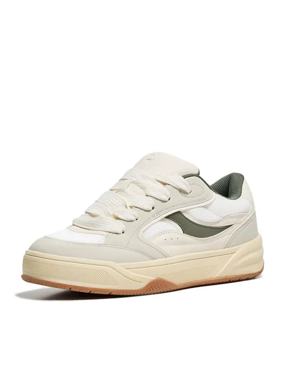 Кроссовки в скейтерском стиле