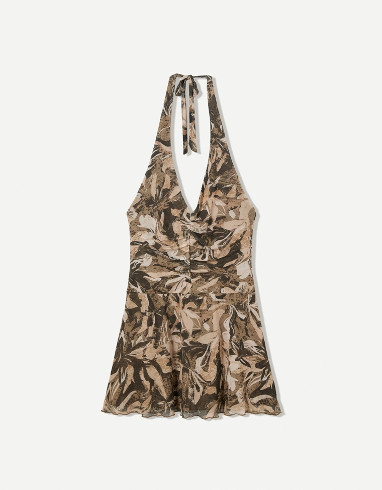 Мини-платье из струящейся ткани с горловиной халтер и принтом