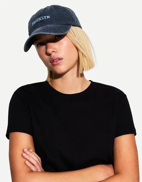 Футболка из плотного хлопка