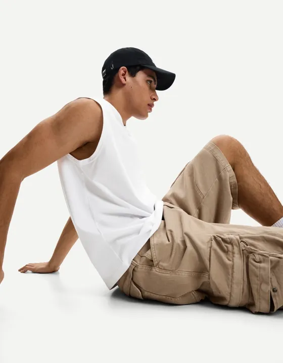 Топ без рукавов