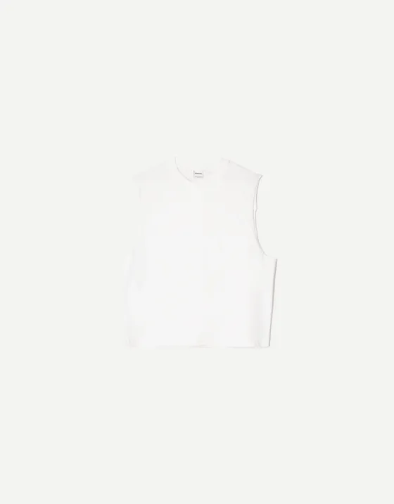 Топ без рукавов