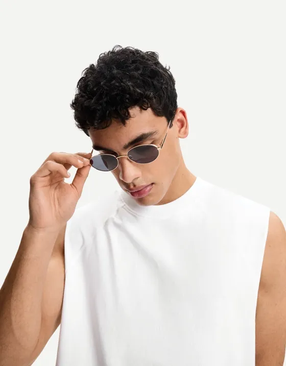 Топ без рукавов