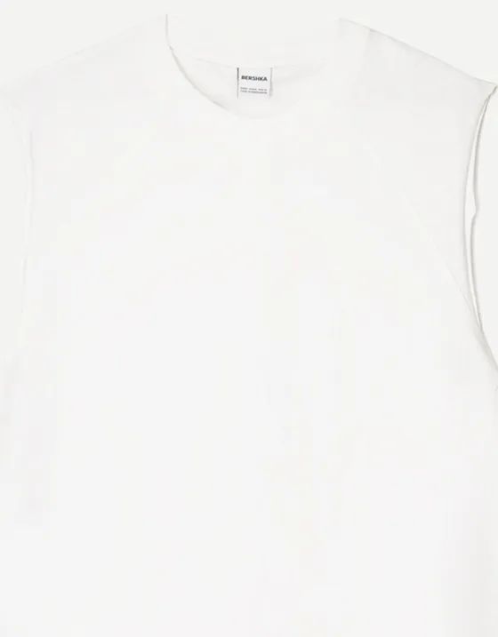 Топ без рукавов