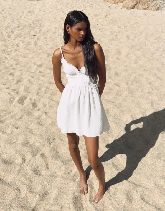 Мини-платье в стиле рустик с оборками