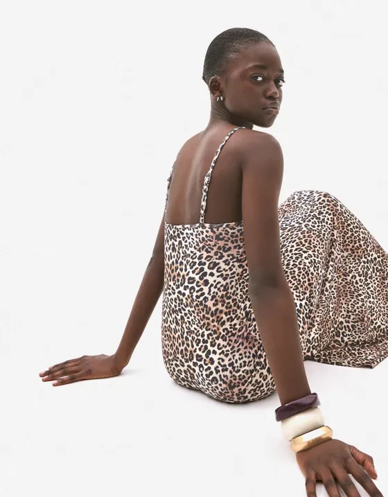 Платье миди на бретелях