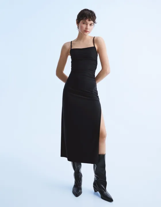 Платье миди на бретелях