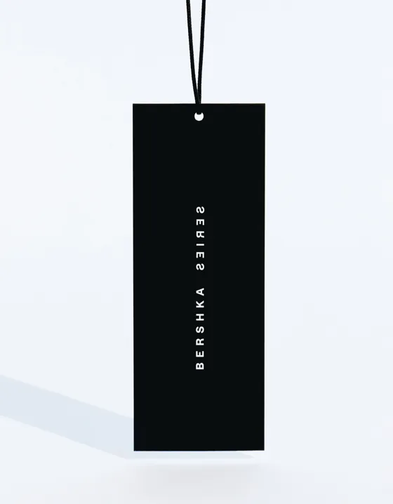 Мини-юбка из кружева с воланами