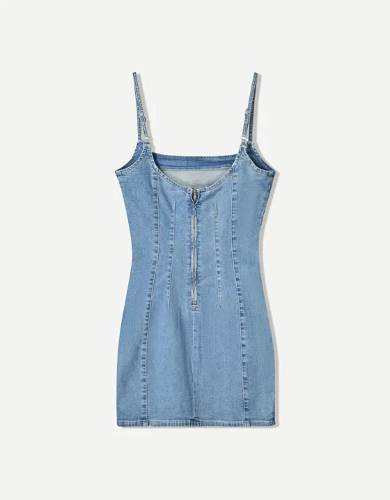 Короткое джинсовое платье