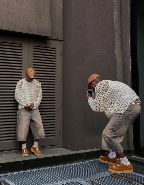 Джинсовые шорты объемного свободного кроя