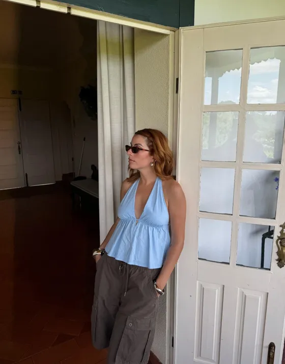 Топ из смесового льна с горловиной-халтер