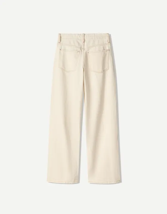 Джинсы в стиле бойфренд