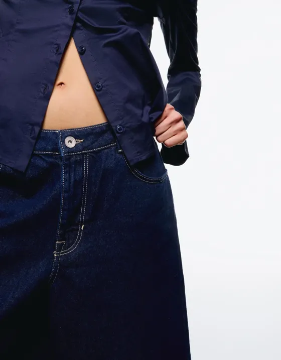 Джинсовые шорты свободного кроя