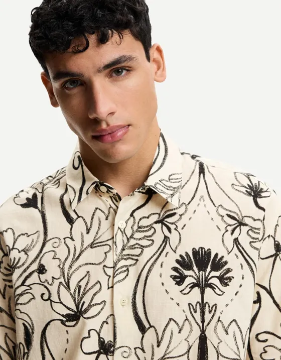 Рубашка из ткани с принтом с короткими рукавами