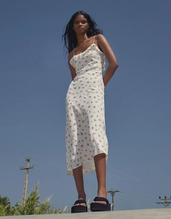 Платье миди на бретелях с принтом