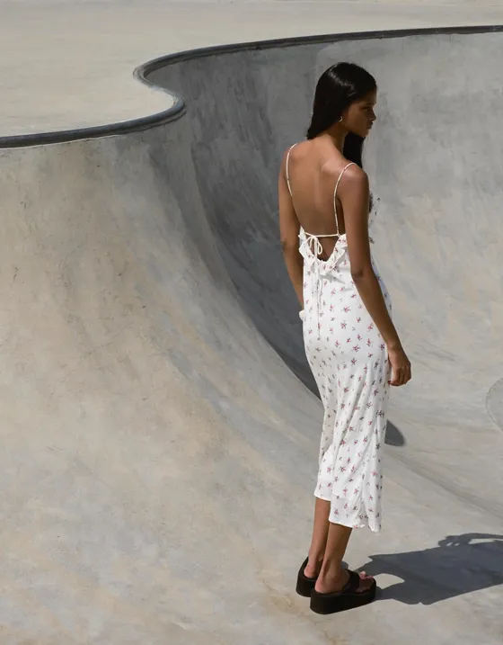 Платье миди на бретелях с принтом