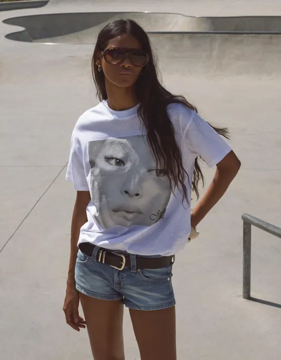 Футболка Jennie