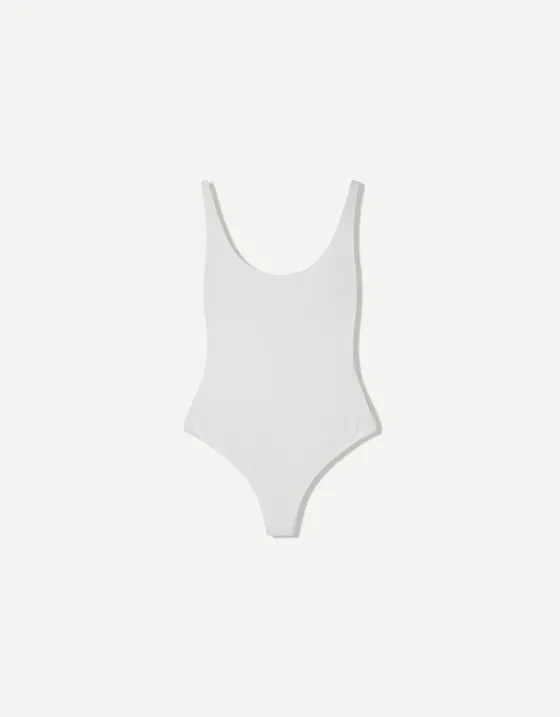 Боди с бретелями и сборками