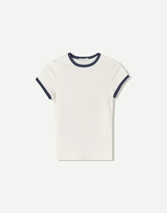 Футболка с контрастными деталями