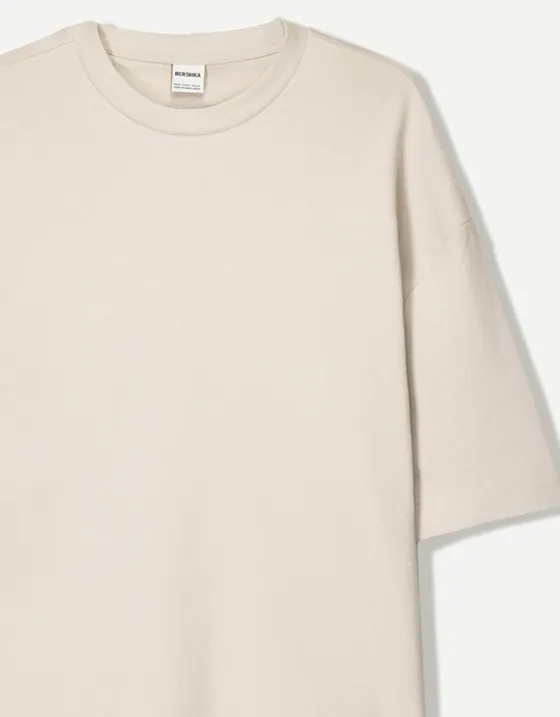 Футболка геометрического кроя