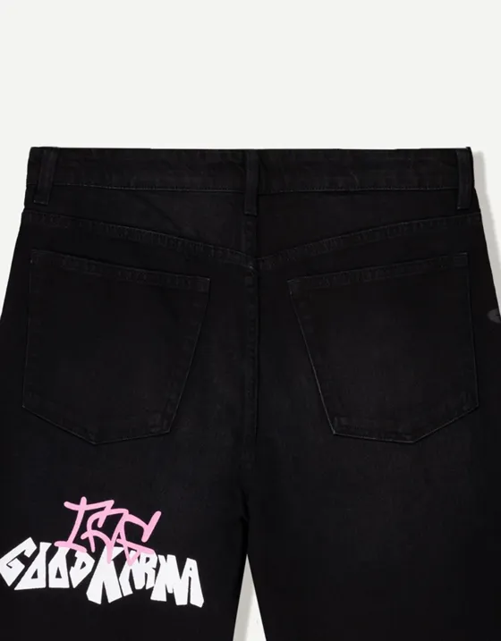 Джинсовые шорты-бермуды с принтами