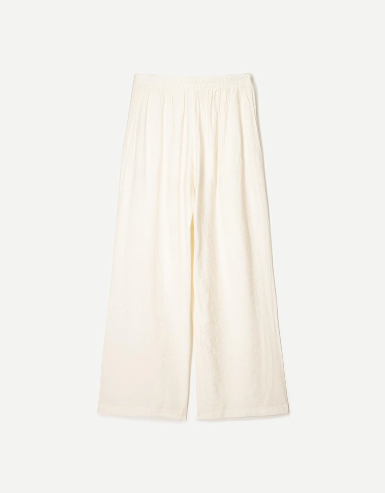 Брюки из струящейся рельефной ткани с широкими штанинами и шнурком